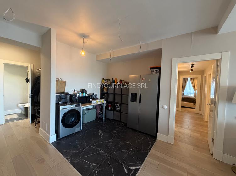 Apartament în Triana Residence,piscină exterioară,parcare valabilă,COMISION0 - 9