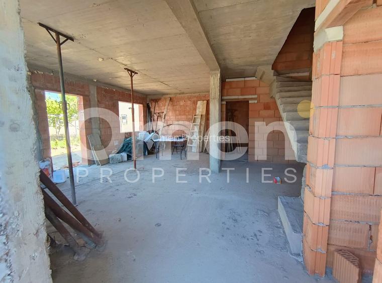 Duplex | La roșu | Zonă liniștită | Curte proprie - 7