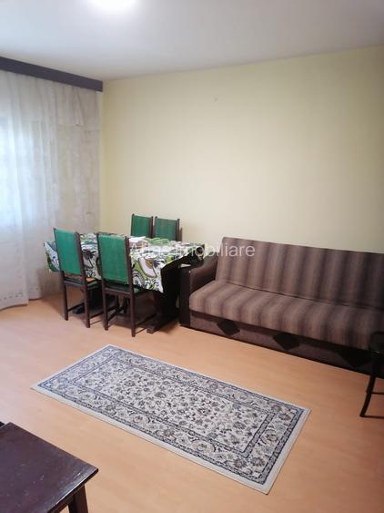 2 camere intersectia Nasaud cu Viilor etaj 1 - 9