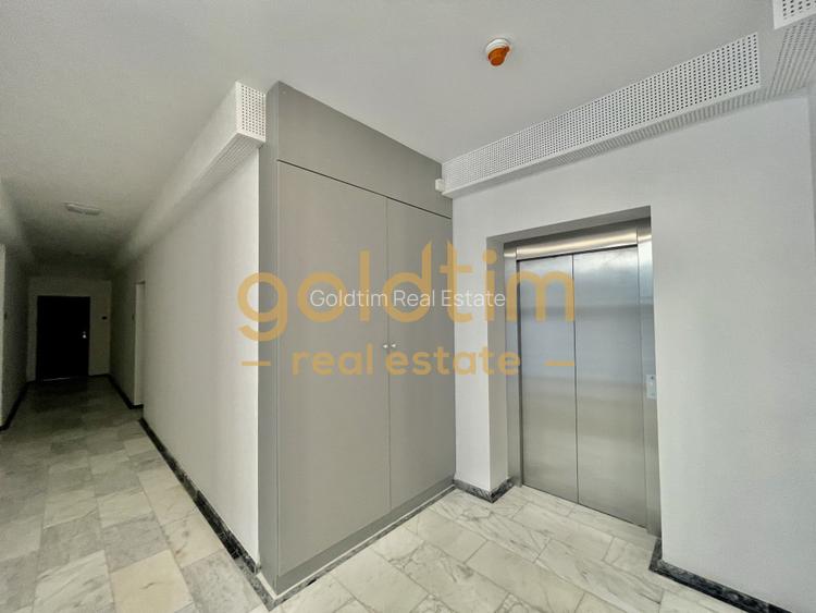 FIRST RENT/ IANCU NICOLAIE/ PRIVELISTE LAC/ PARCARE/ DRESSING - 3