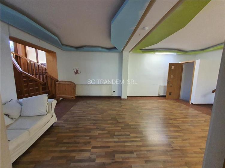 Vilă spațioasă D+P+M zona Terezian,  optima gradinita / sediu fir - 5