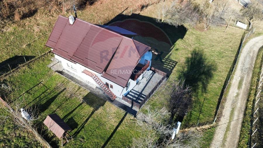 Casă / Vilă cu 7 camere   în zona Bran-Tohanita - 2