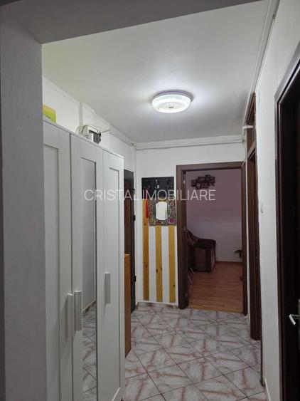 2 camere decomandat, etaj 3, mobilat, aproape metrou si Penny - 4