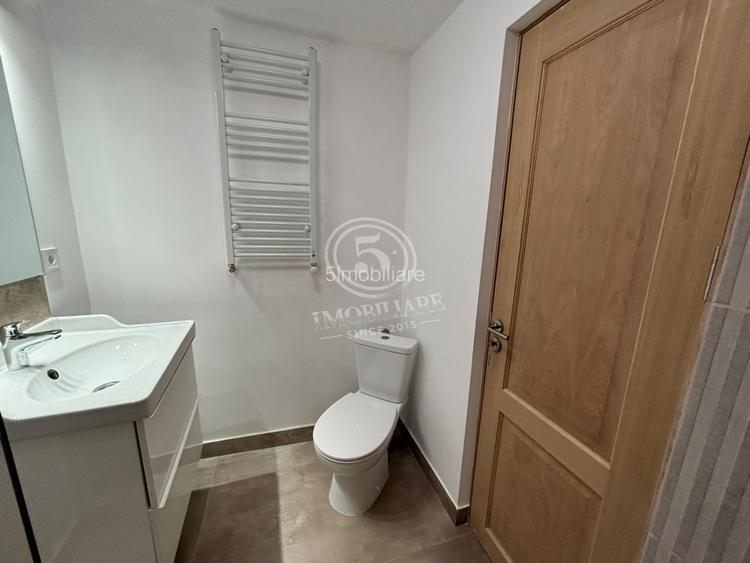 PIATA DOMENII/ CASA- 3 CAMERE VESELE/ GRADINA/COMISION 0% - 18