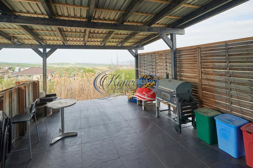 Casa individuala in Dezmir cu panorama spre aeroport - 8