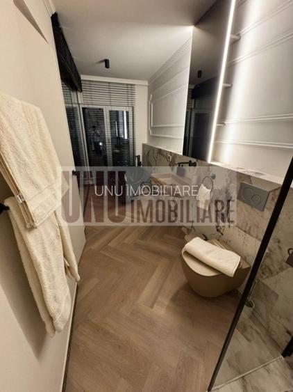 Piata Unirii-Etaj intermediar-Renovat complet - 9