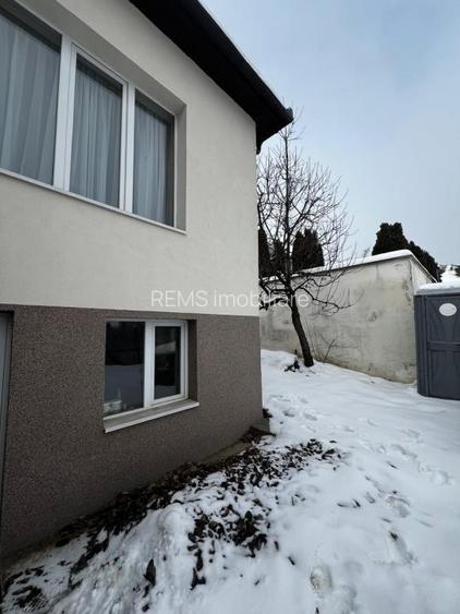 Casa de vanzare in cartierul Andrei Muresanu - 4