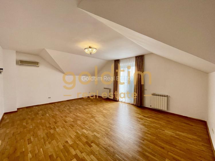 VILA INDIVIDUALA/PISCINA/ GARAJ - 50