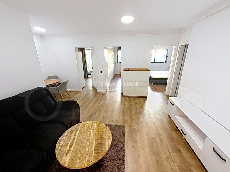 Apartament cu 3 camere, garaj, balcon, complex Seasons - Frunzisului - 7