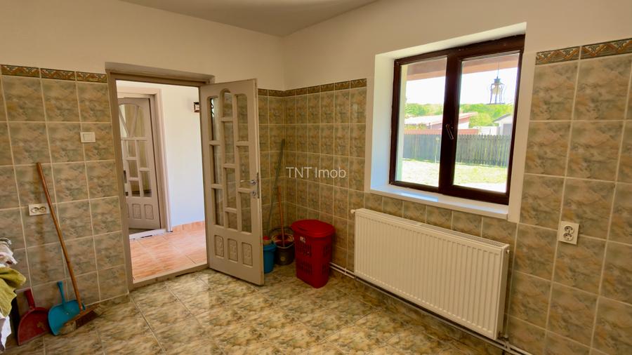 Casa Individuala | 5 camere | 2 Bai | P+1 | Renovata | Teren 500mp | Sat Snagov - 11