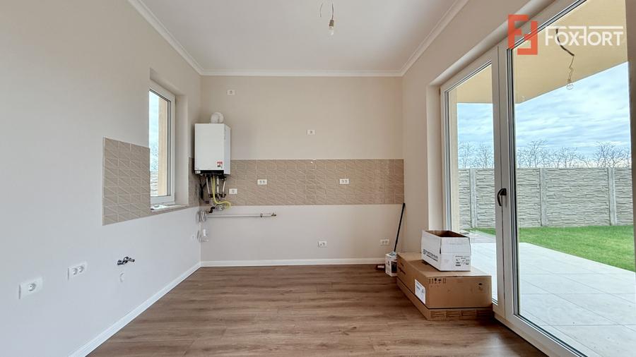 Duplex cu 3 camere si teren de 322 mp, toate utilitatile zona Mosnita Noua