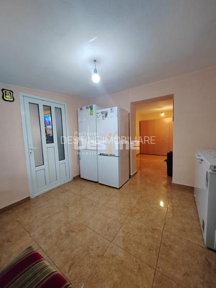 Imobil cu 2 constructii, anexe și 670 mp teren, utilități racordate, Bratasanca - 20