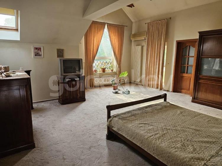 Vila individuala cu 8 camere | piscina | 2 garaje | 888mp teren - 25