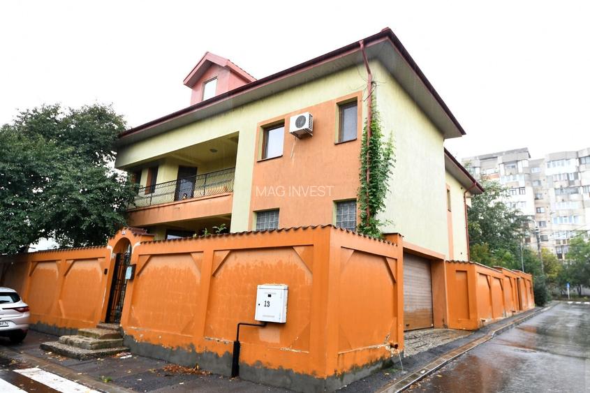 Vila spatioasa, constructie solida, zona micro 17 – Galati - 2