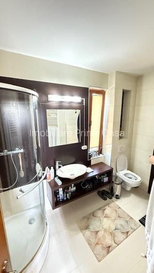 VILA P+E (2008) superba cu piscina si barbeque! - 6