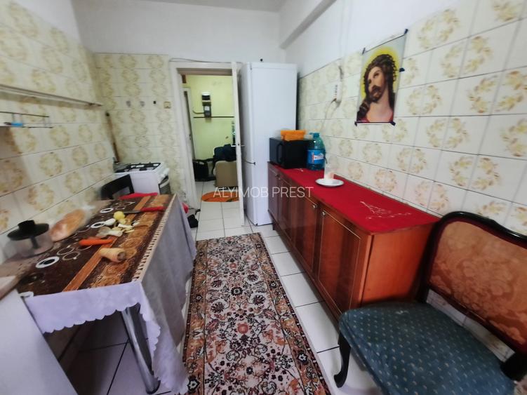 VANZARE 2 CAM COLENTINA STRADA - 9