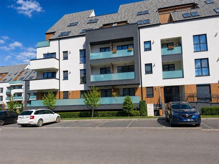 APARTAMENT 2 CAMERE CU PARCARE SI BOXA IN MAURER VILLAS - TRACTORUL