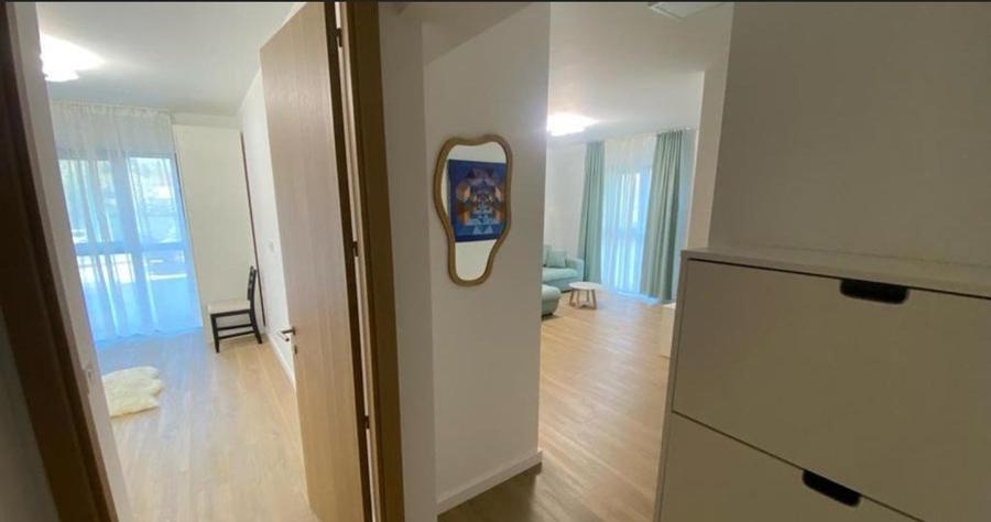 Apartament 3 camere Lux in Complexul Parcului 20