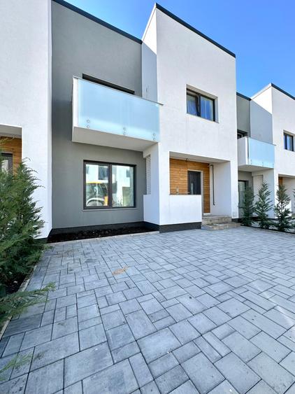 Intabulata! Casa 4 camere 2 bai 95mp Mall Moldova Valea Lupului