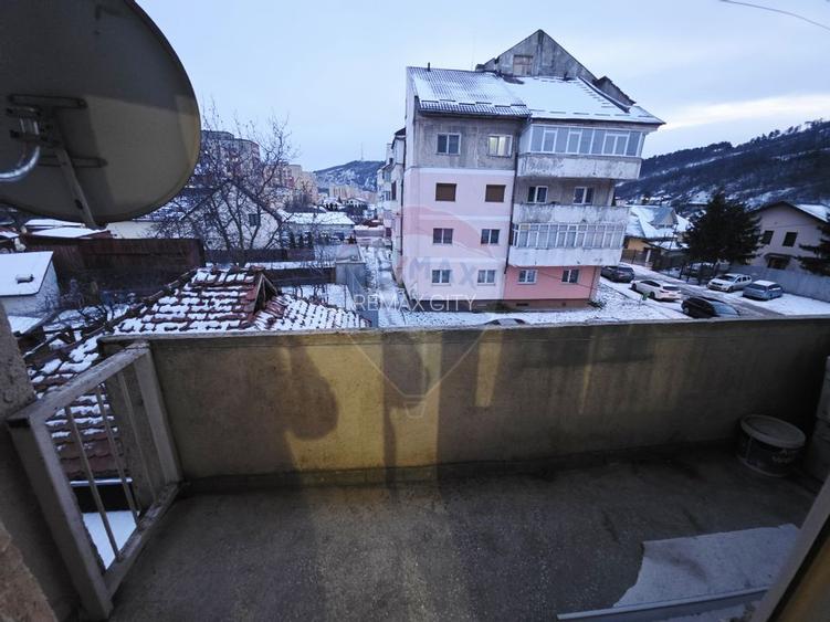 Apartament cu 1 camere de vânzare  Zona Carpați, Piatra Neamț - 12