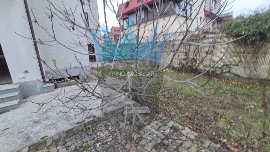  Apartament 6 Camere in Vila Bucurestii Noi  - 15