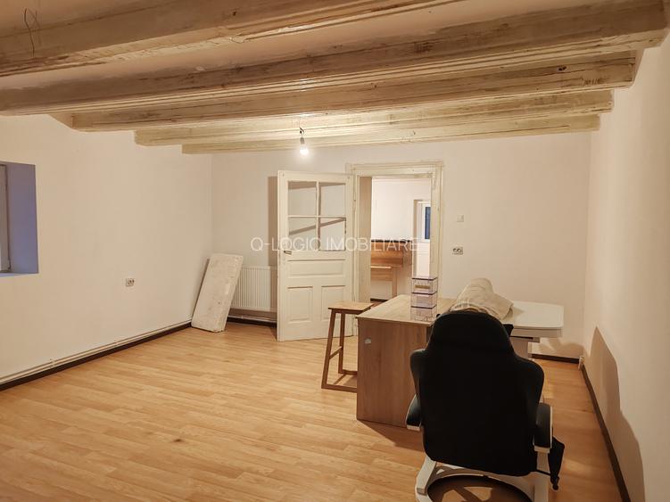 Casa 8 camere pretabila sediu firma GHIMBAV - 4