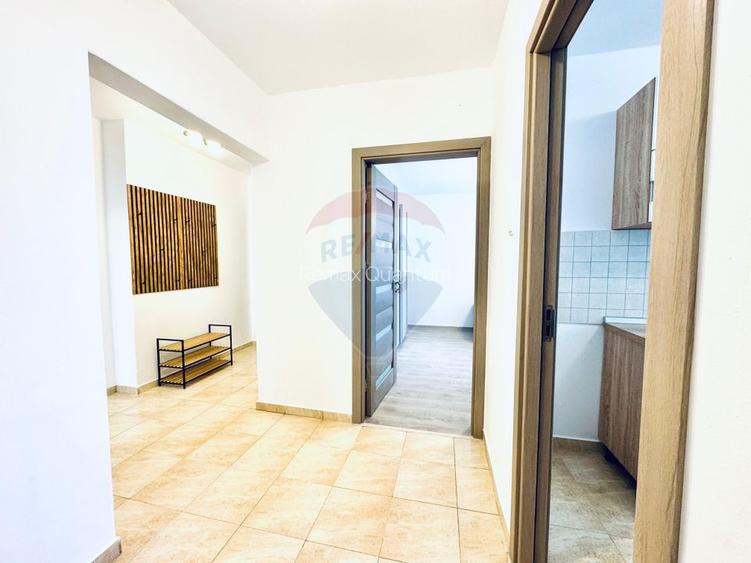 Apartament cu 3 camere de închiriat - 3