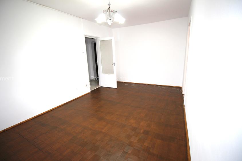 Apartament spatios si luminos langa metrou Favorit - 2