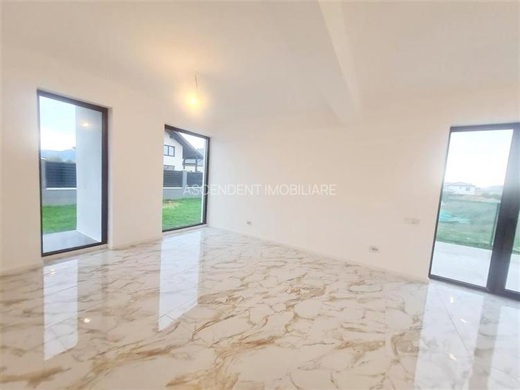 Vila P+E, 5 camere,3 bai,teren 418 mp,finisaje top, intabulata, toate utilitatil - 20