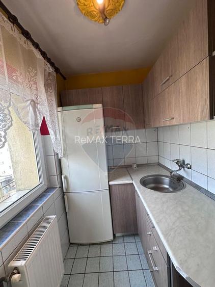 Garsoniera  - strada Luminisului - 5