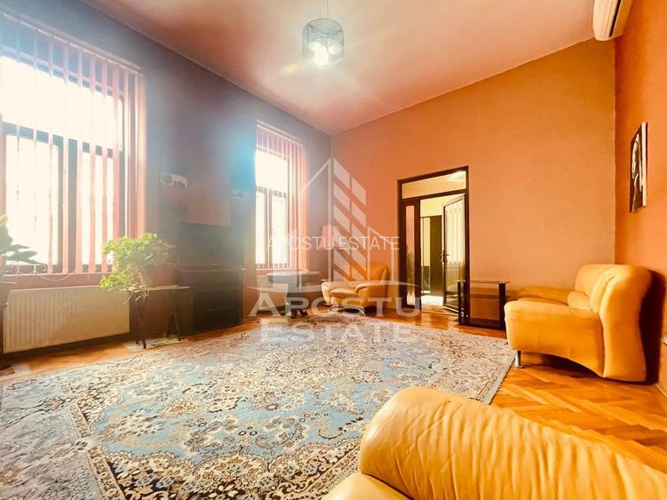 Apartament 3 camere, curte cu acces auto, ULTRACENTRAL - 10