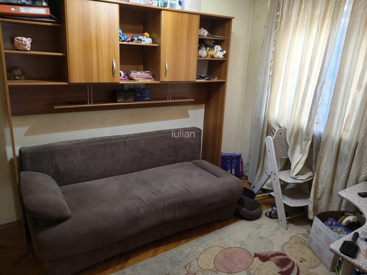 Apartament de vanzare zona centrala Str.Victoriei - 7