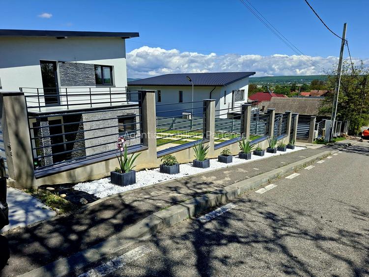 Casă / vilă Mărăcineni / Argeș , finisaje moderne ! - 4