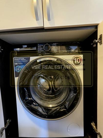 Copou-Parcul Copou/Universitate -Bloc nou - 3 camere  -parcare privata ! - 12