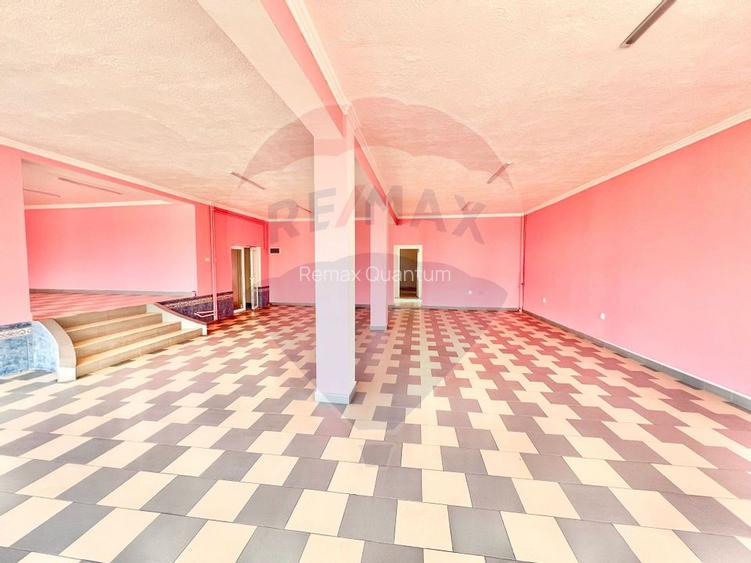 De închiriat spațiu comercial, 175 mp în zona Decebal - 26