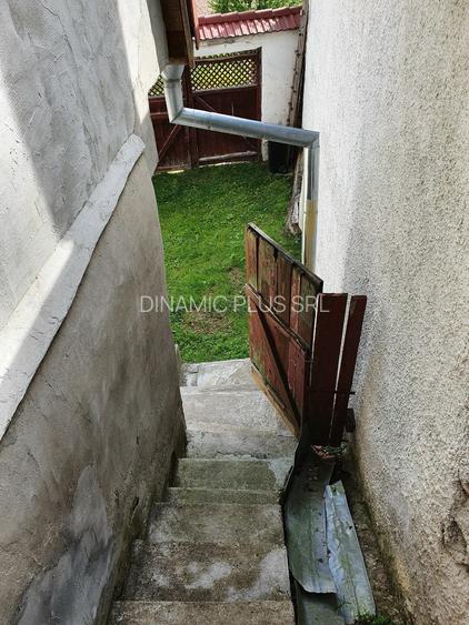 Vind vila in satul ROD- Pe drumul TRANSALPINA - 10