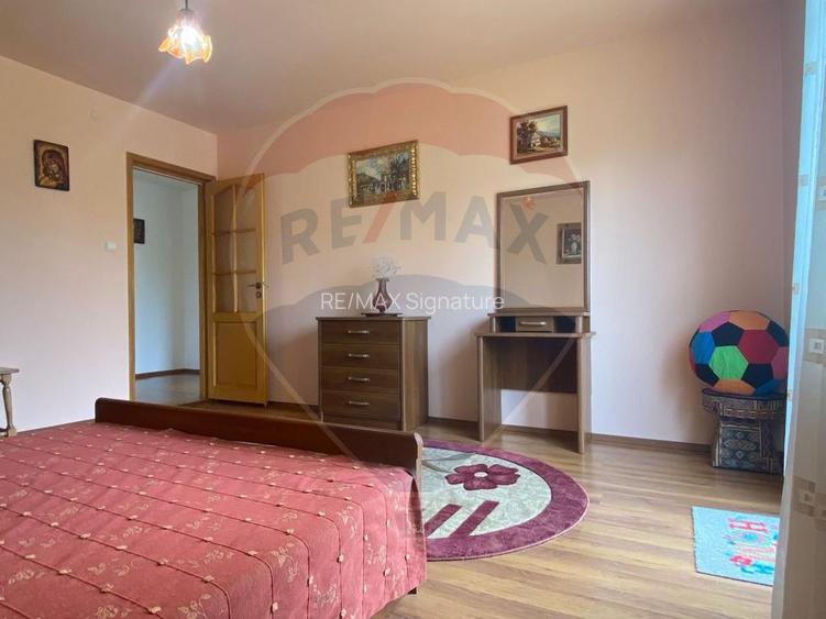 Casă / Vilă cu 5 camere de vânzare în zona Central - 26