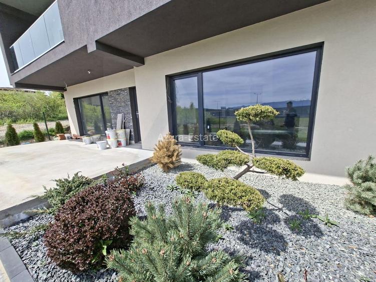 Casa premium cu teren 815 mp terasa balcon si garaj zona Selimbar - 2