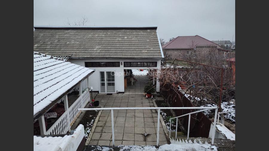 Casa cu mansarda, 7 camere, anexe, Sanmartin - 2