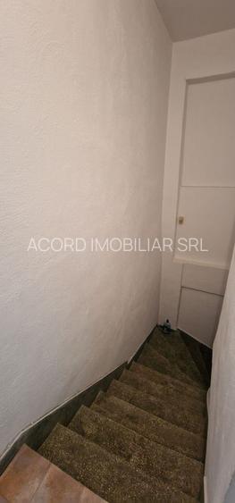 Coiciu, o vila construita pe cadre de beton, bine compartimentata. - 26