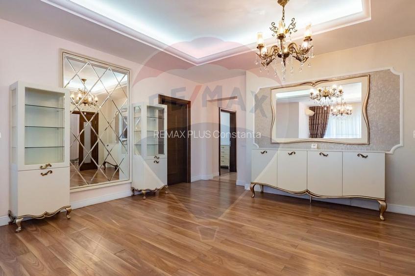 Penthouse de vanzare in Mamaia vedere frontala lac si marea Neagra - 54