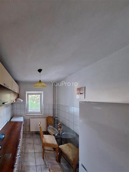 Decomandat 3 camere etaj 3 zona Torontalului - 2