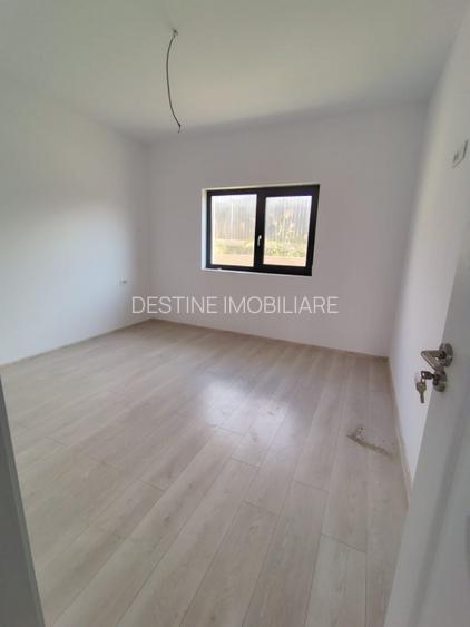 Vorovesti-Casa individuala cu 4 camere, plan parter  - 5