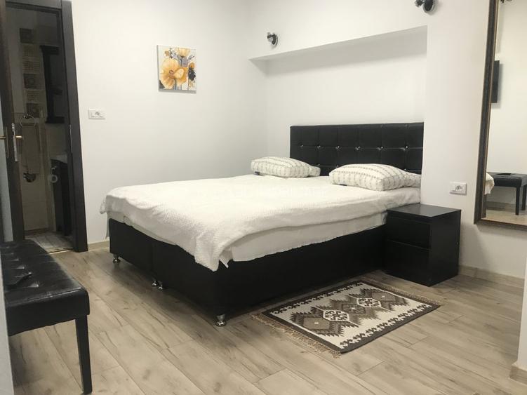 Apartament 3 camere renovat Str. REPUBLICII - 7