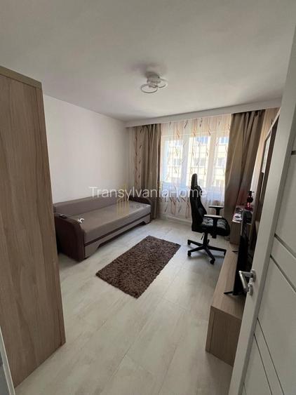 🏡Apartament 3 camere, decomandat, 70 mpu, Zona Iezer-Vasile Aaron - 3
