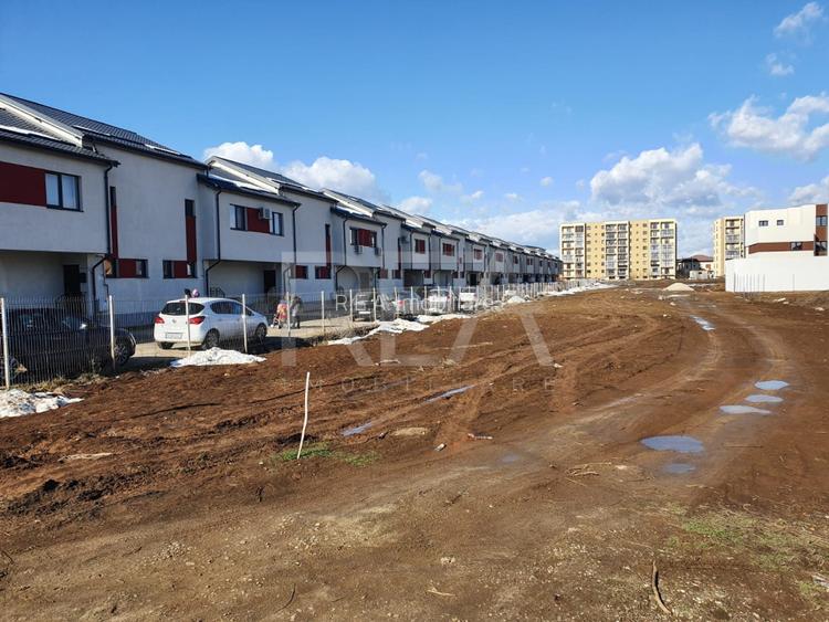 Teren Liber 833 m.p. Militari Residence cu  Posibilitate extindere la 1600 m.p. - 3