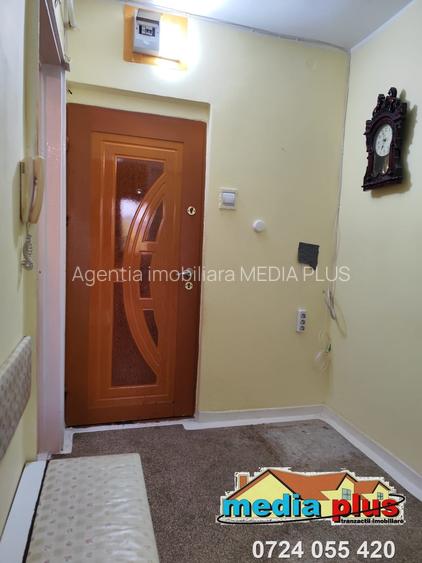 Apartament 3 camere semidecomandat de vânzare – Micro 19, etaj 3, liber - 4