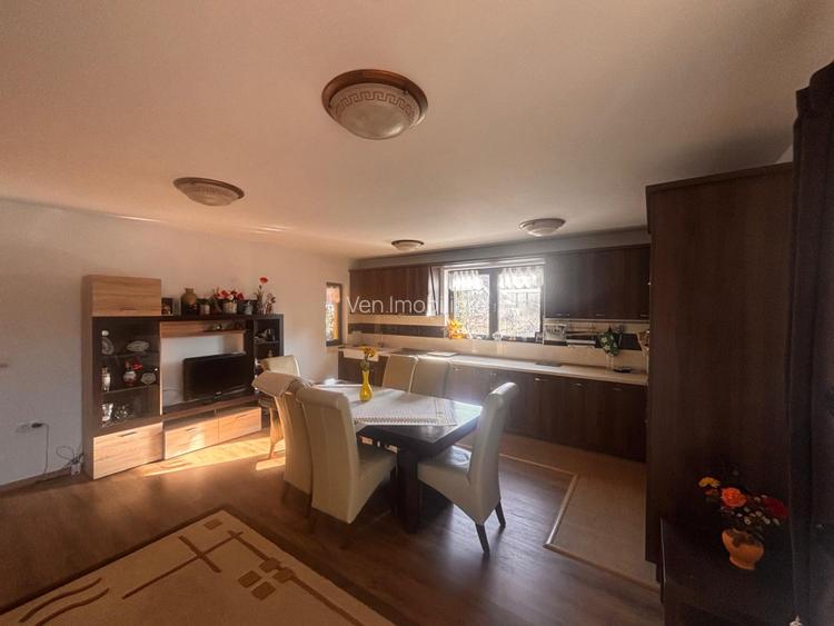 Casă spațioasă cu 3 dormitoare, două terase și două fronturi–15 km de Bistrita - 6