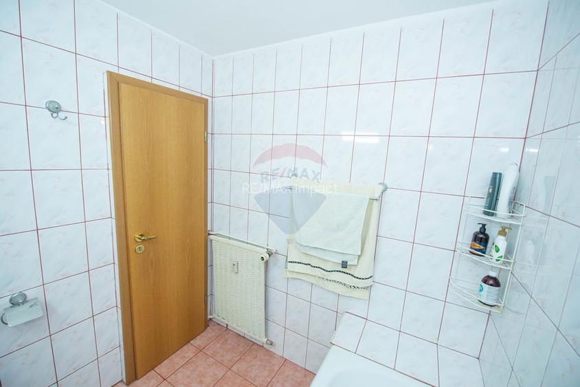 Apartament 3 camere, 72 mpu, Parcare de inchiriat, Bd. Banu Manta, S1 - 11