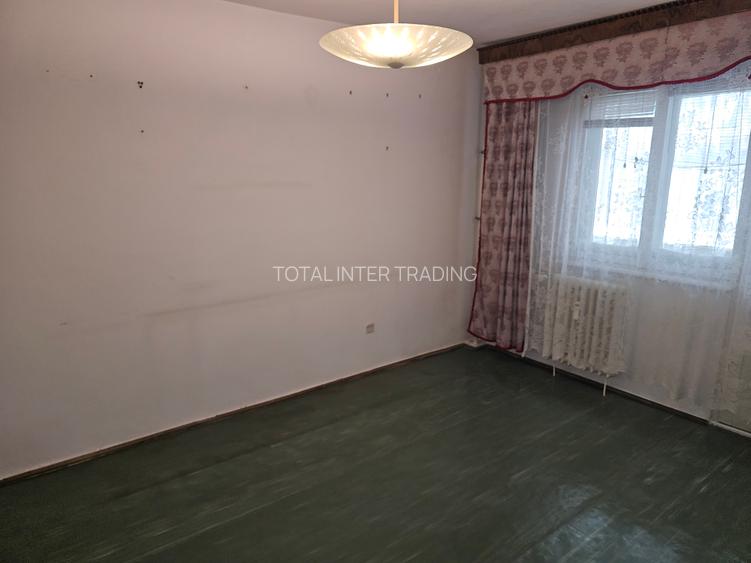 Berceni-Emil Racovita - 4/10 - confort unu, decomandat, liber, intabulare,75900E - 11